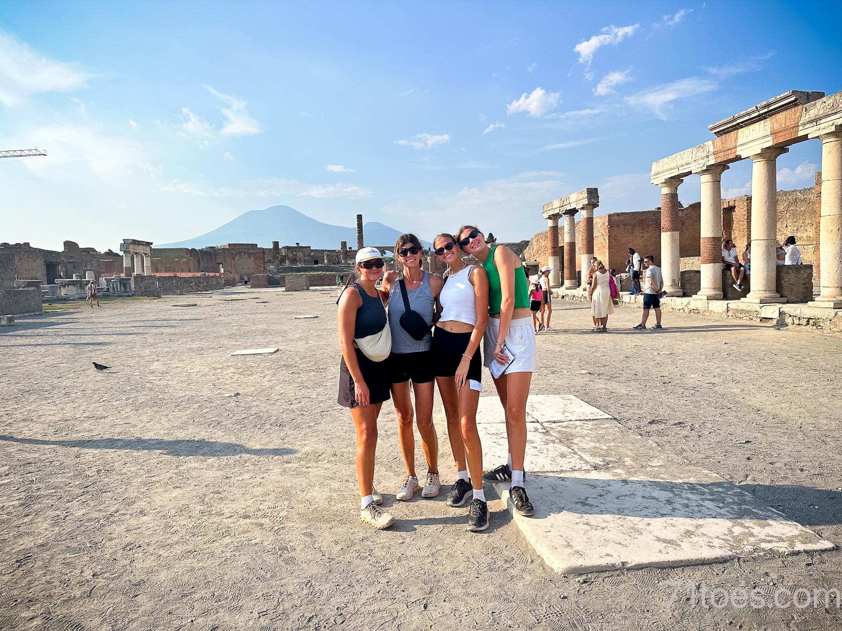 Shawni, Elle, Grace and Claire in Pompei